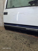 1988-2000 Chevrolet Silverado Suburban GMC Sierra RH Front Passenger Door