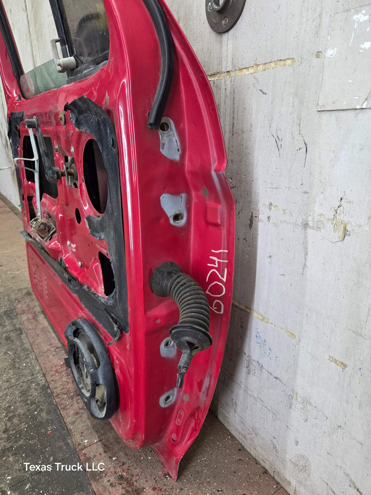 1980-1991 Ford F Series F250 F350 F450 F550 LH Driver Side Front Door