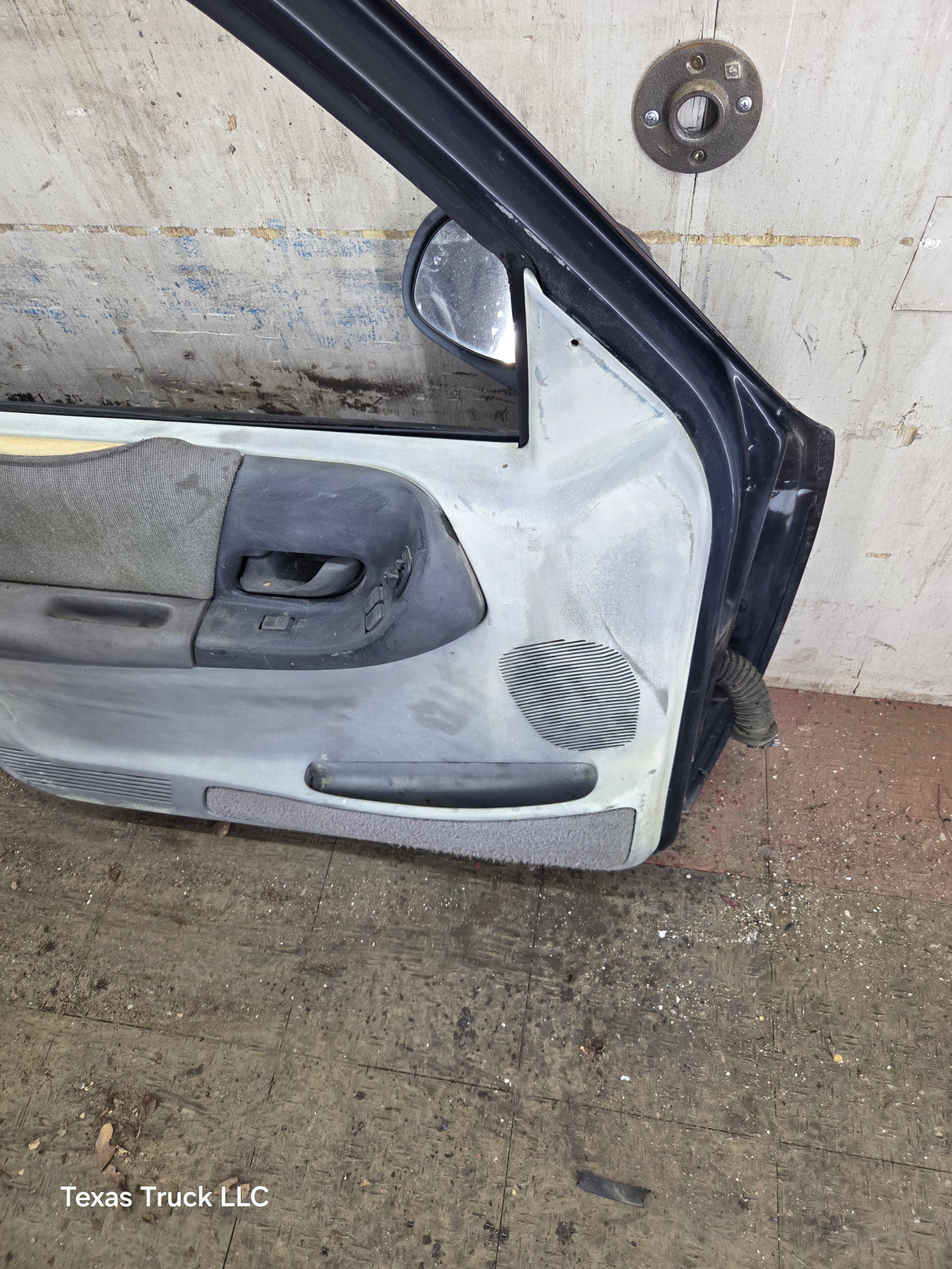 1993-2002 Ford Ranger Driver Side Front Left Hand Door