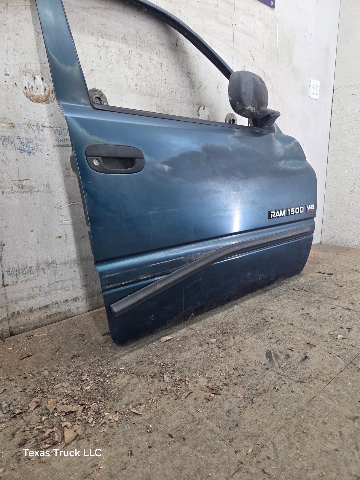 1994-2002 Dodge Ram 2nd Gen RH Passenger Side Front Door Regular Cab / 2 Door Ext Cab 1500 2500 3500 ROUND CORNER