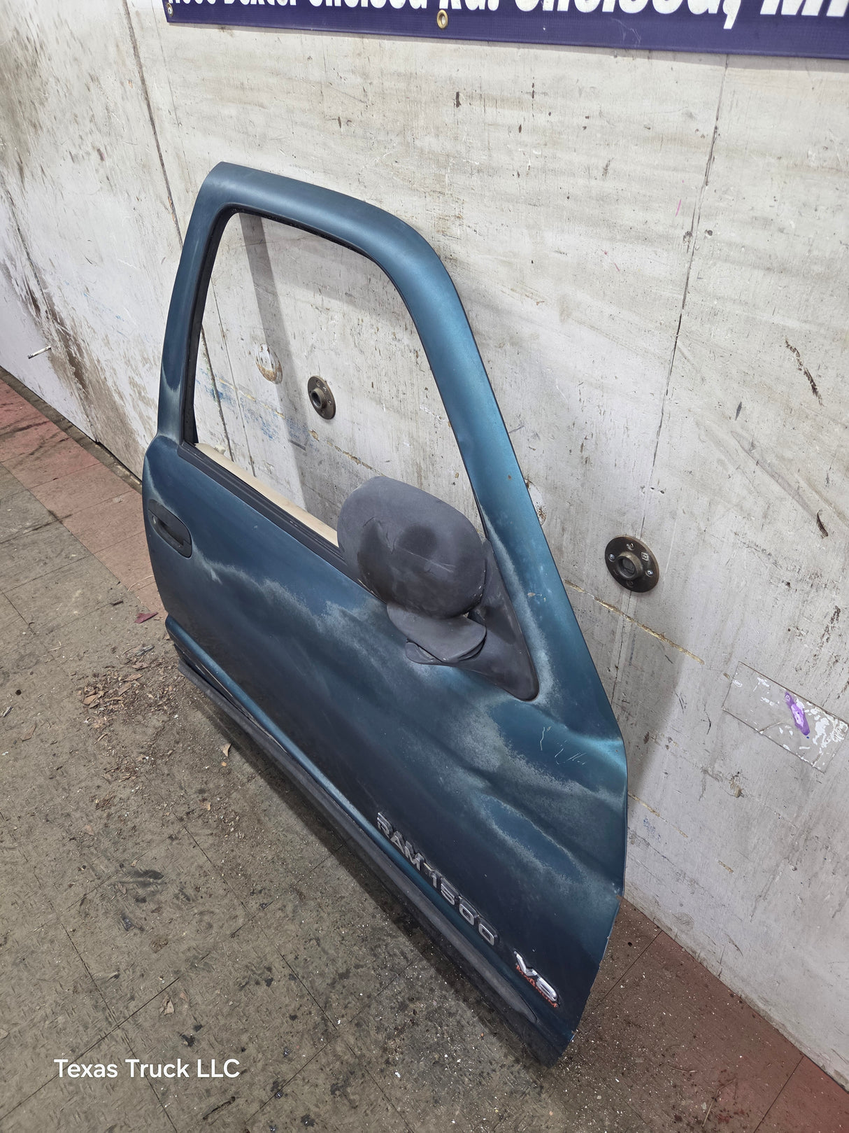 1994-2002 Dodge Ram 2nd Gen RH Passenger Side Front Door Regular Cab / 2 Door Ext Cab 1500 2500 3500 ROUND CORNER