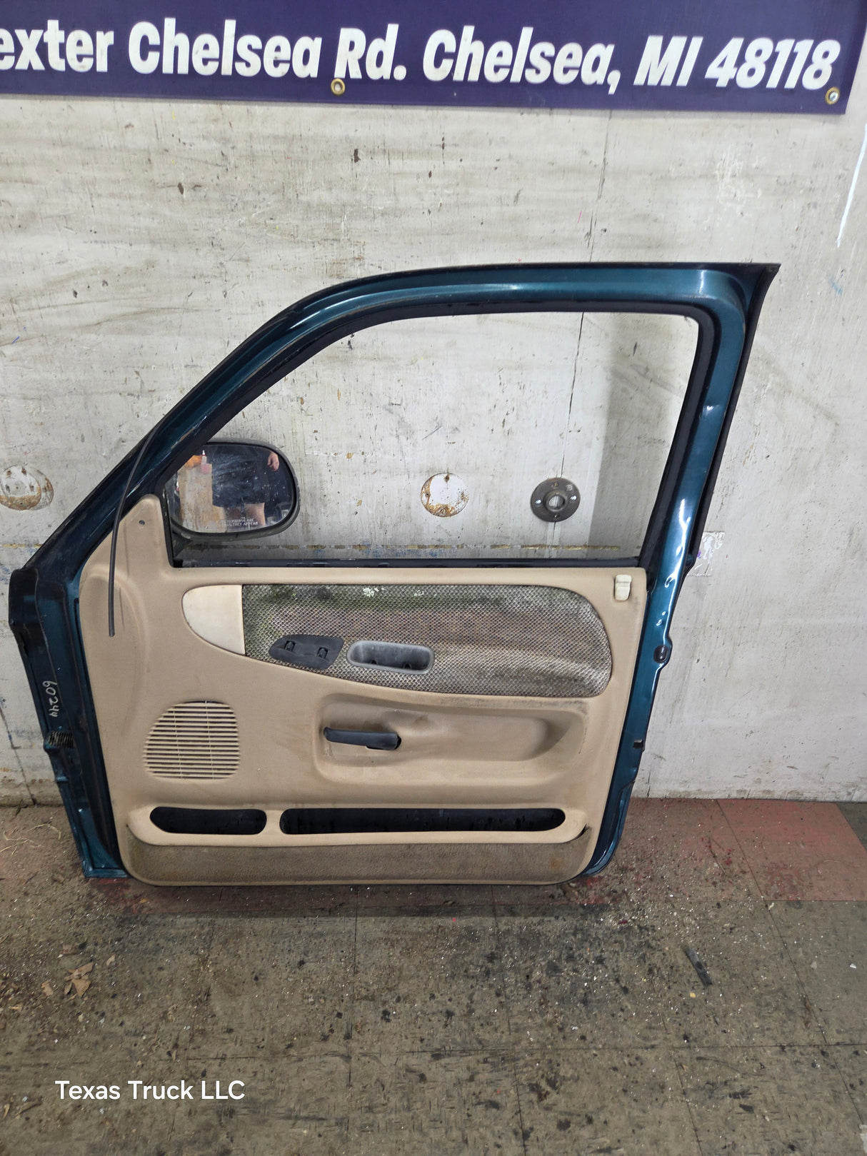 1994-2002 Dodge Ram 2nd Gen RH Passenger Side Front Door Regular Cab / 2 Door Ext Cab 1500 2500 3500 ROUND CORNER