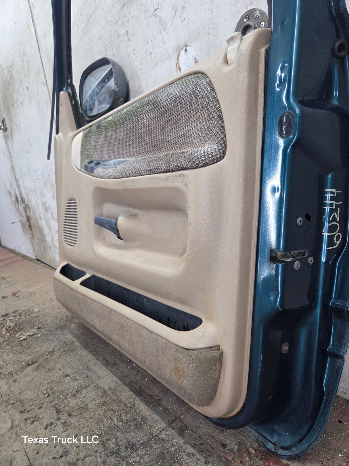 1994-2002 Dodge Ram 2nd Gen RH Passenger Side Front Door Regular Cab / 2 Door Ext Cab 1500 2500 3500 ROUND CORNER