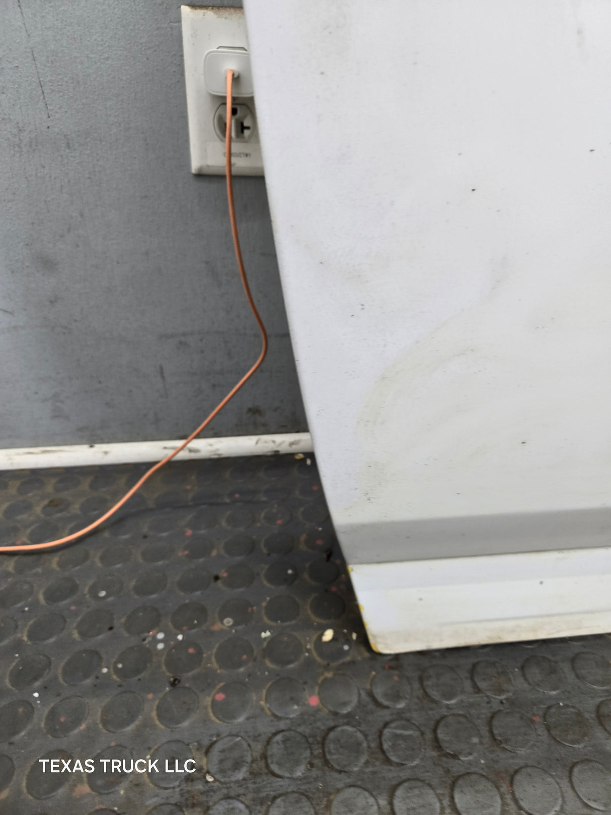 1987-1997 Ford F Series F250 F350 F450 F550 Driver Side Front Door LH
