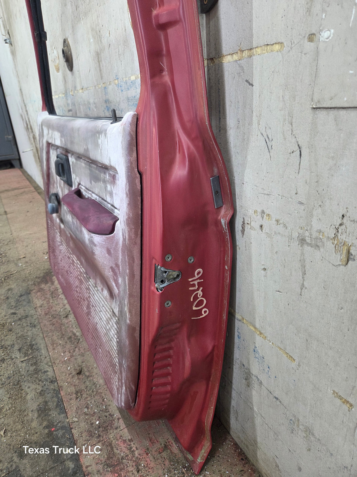 1983-1988 Ford Ranger Passenger Side Front Right Hand Door