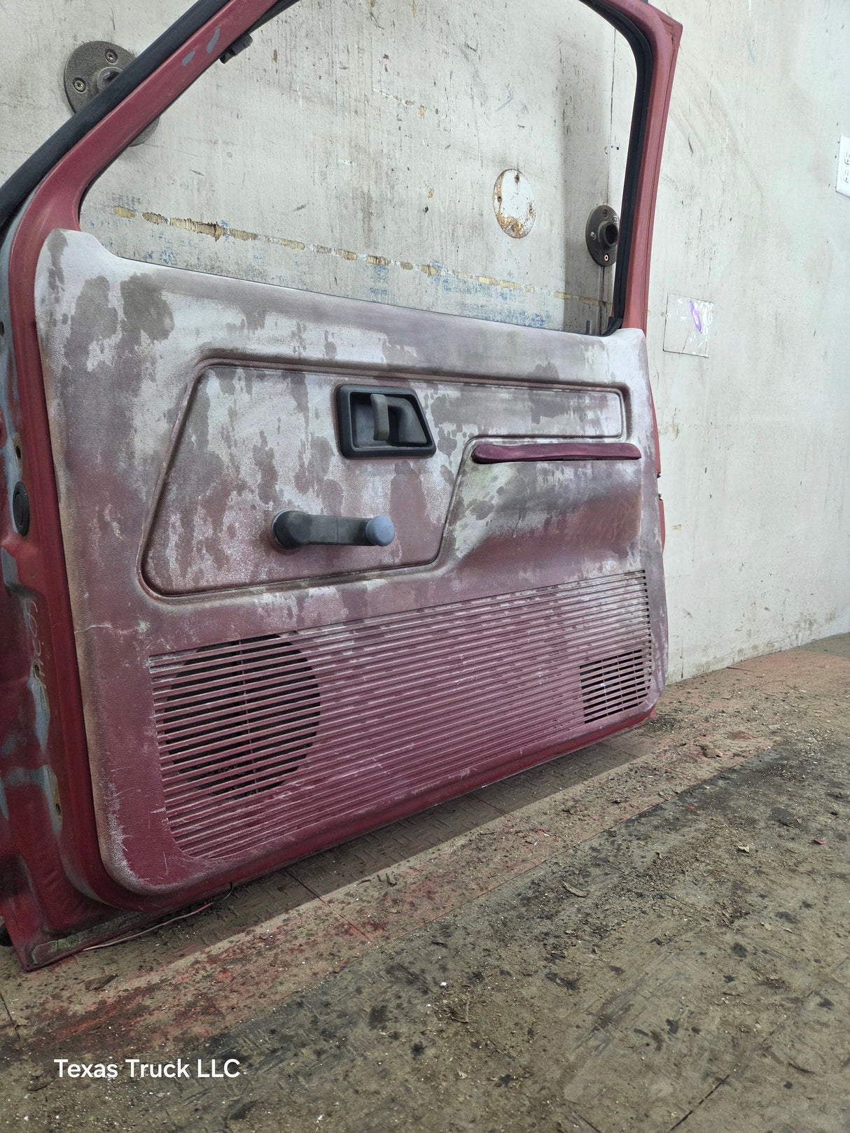 1983-1988 Ford Ranger Passenger Side Front Right Hand Door