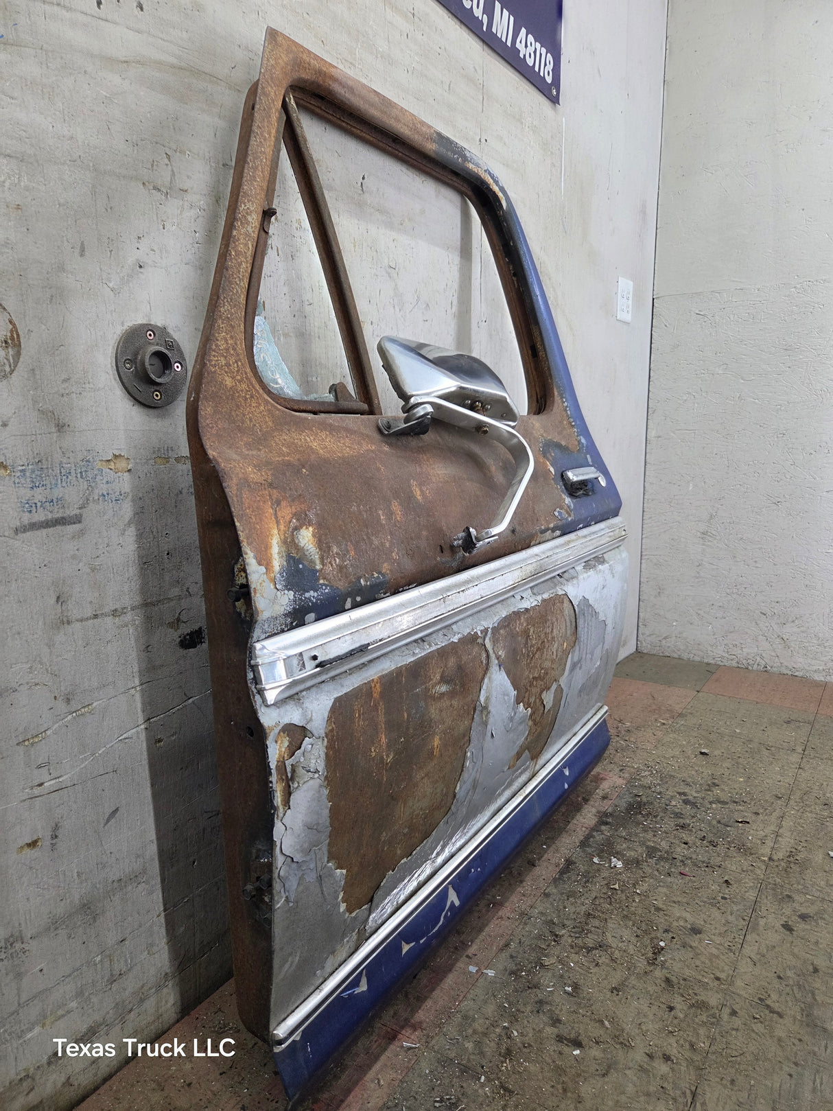 1973-1979 Ford F100 F150 F250 F350 LH Driver Side Front Door