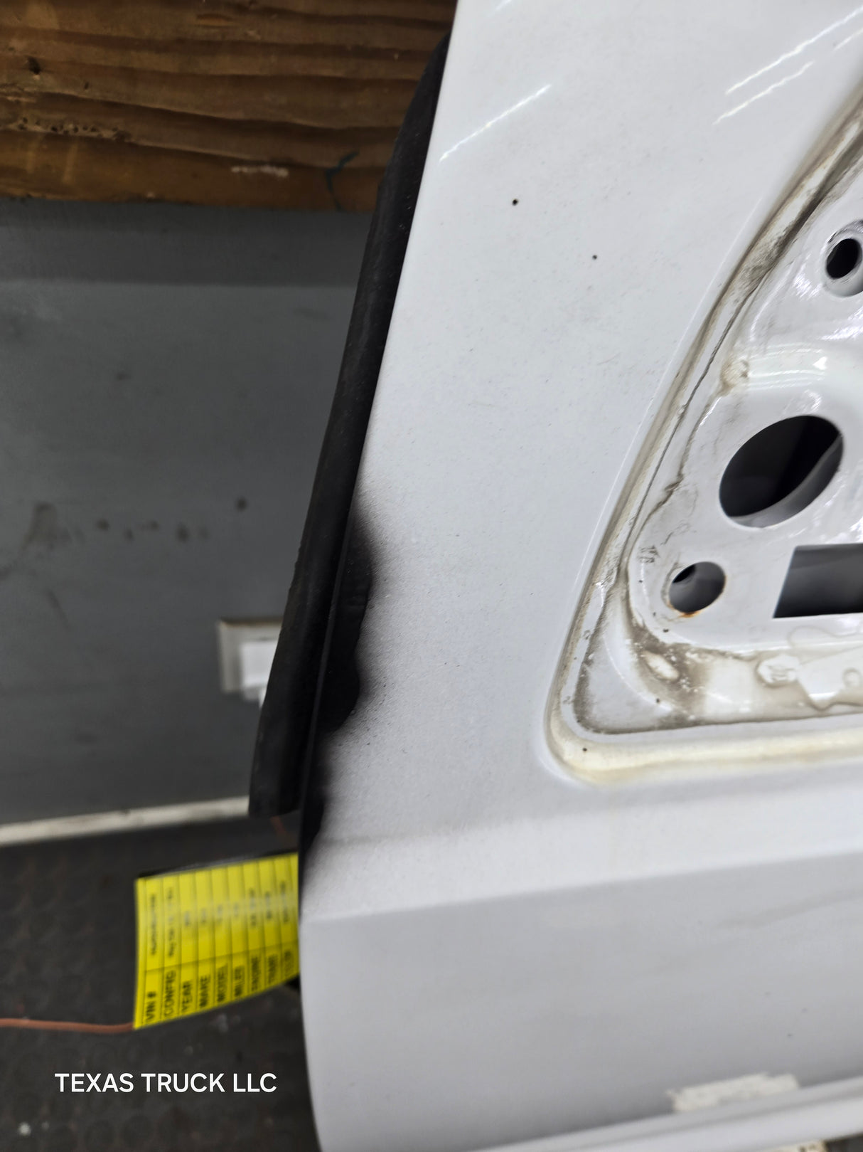 1999-2011 Ford Super Duty LH Driver Side Front Door F250 F350 F450 F550