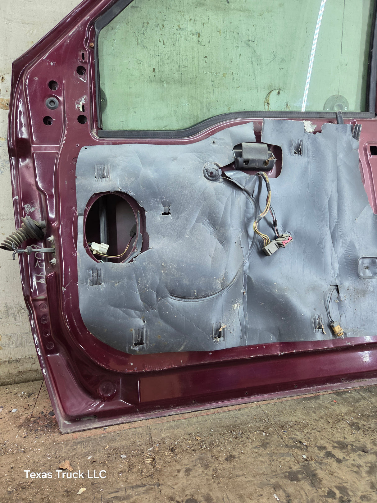 1999-2011 Ford Super Duty / Excursion Front Passenger RH Door F250 F350 F450 F550