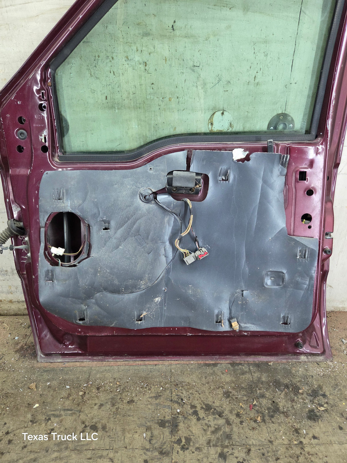 1999-2011 Ford Super Duty / Excursion Front Passenger RH Door F250 F350 F450 F550