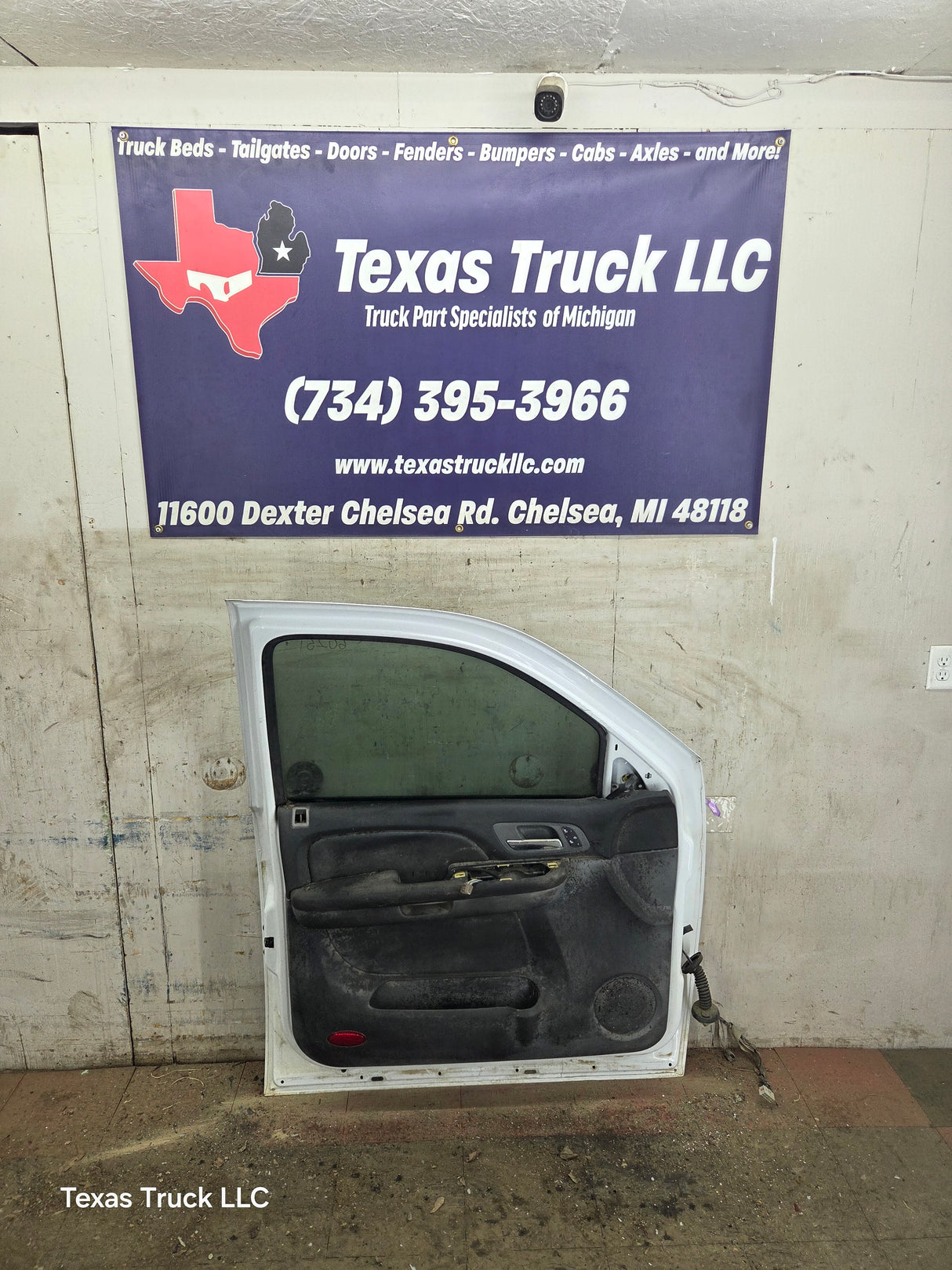 2007-2013 Chevrolet Silverado / GMC Sierra 1500 2500 3500 HD LH Front Driver Side Door