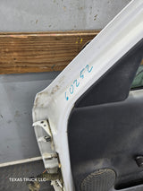 1999-2006 Chevrolet Silverado / GMC Sierra 1500 2500 3500 HD Front Passenger side Door RH