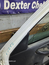 1999-2006 Chevrolet Silverado / GMC Sierra 1500 2500 3500 HD Front Passenger side Door RH