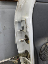 1999-2006 Chevrolet Silverado / GMC Sierra 1500 2500 3500 HD Front Passenger side Door RH