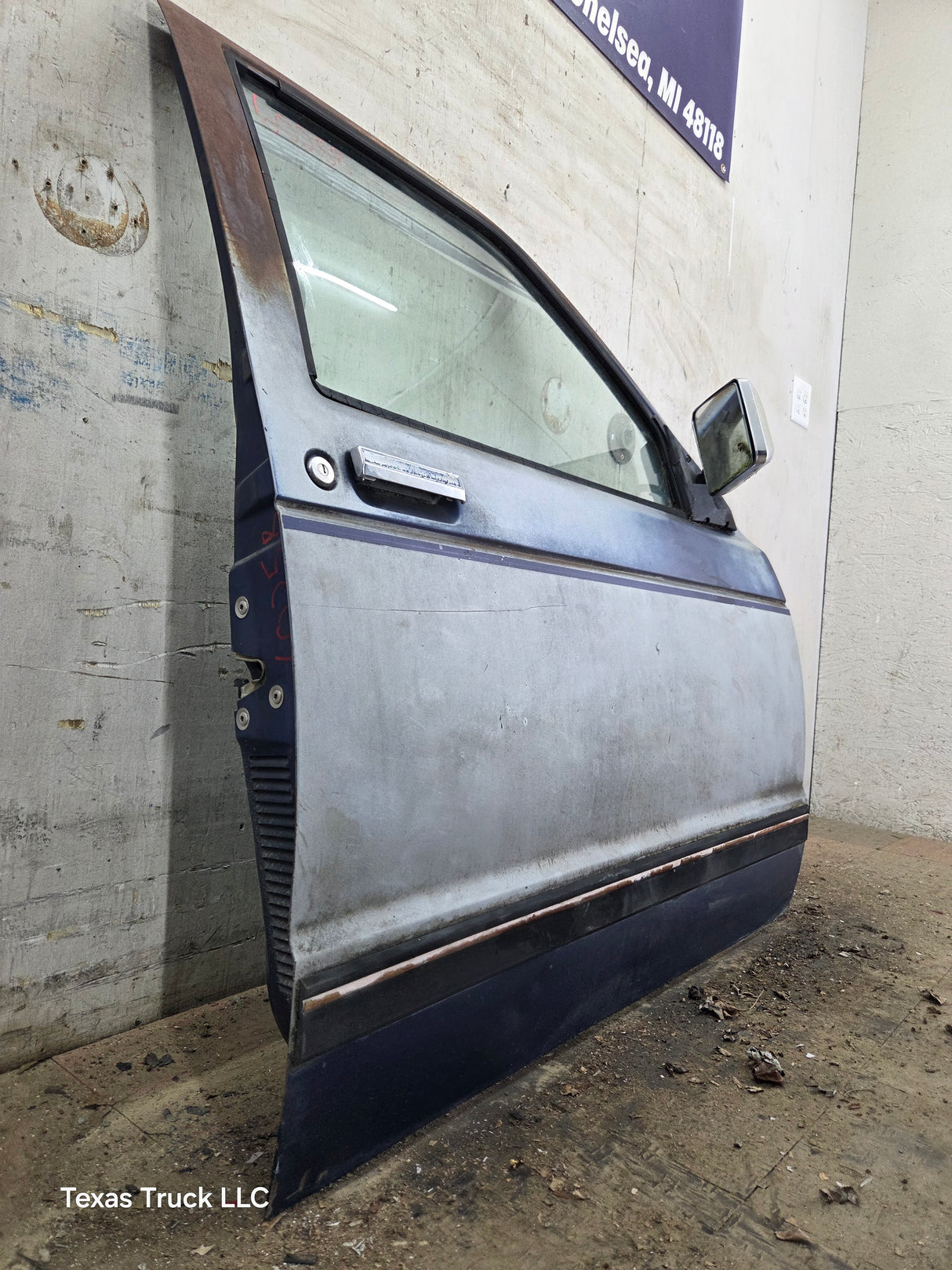 1982-1993 Chevrolet S10 /  GMC S15 Sonoma RH Passenger Side Front Door