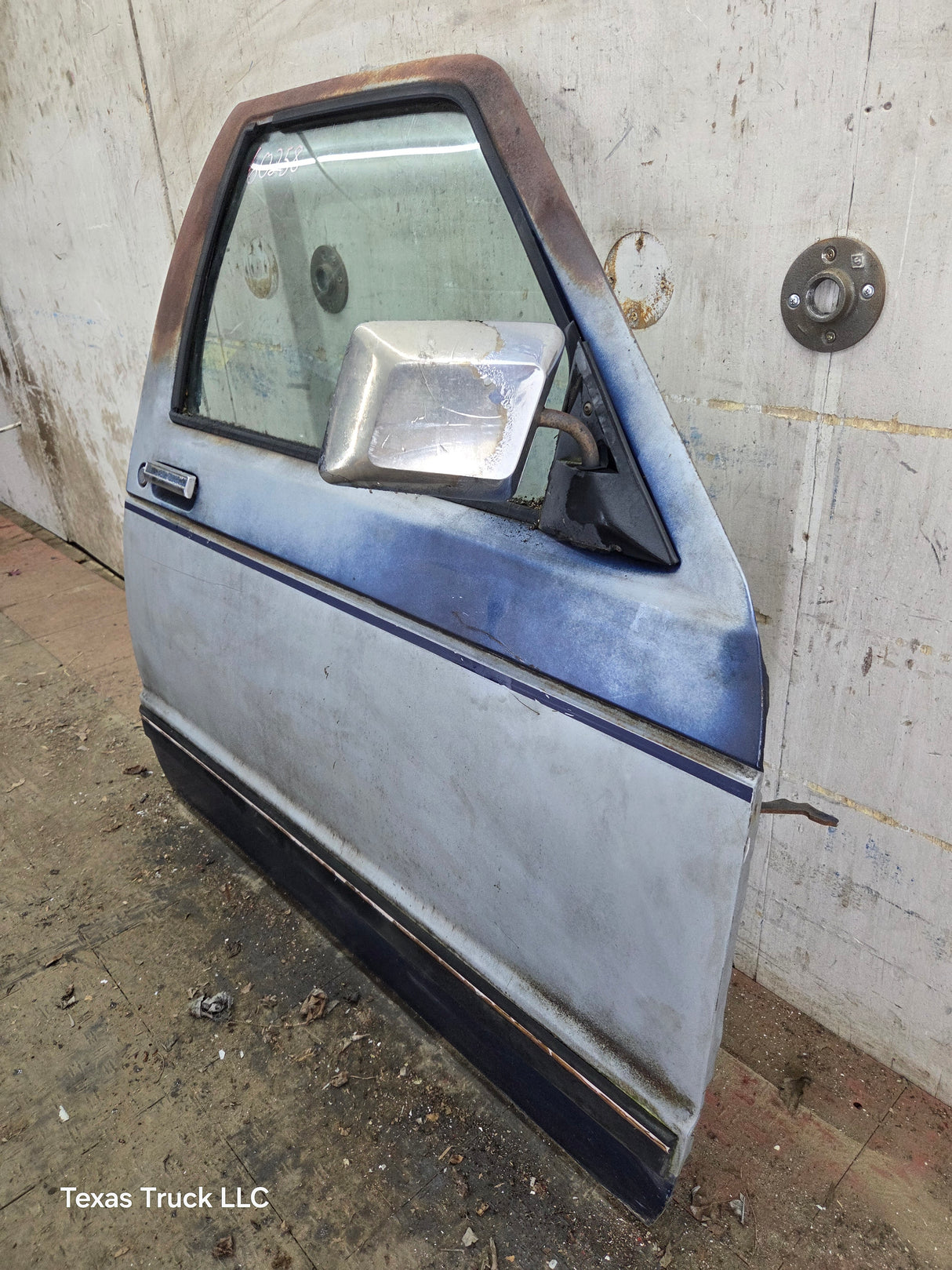 1982-1993 Chevrolet S10 /  GMC S15 Sonoma RH Passenger Side Front Door