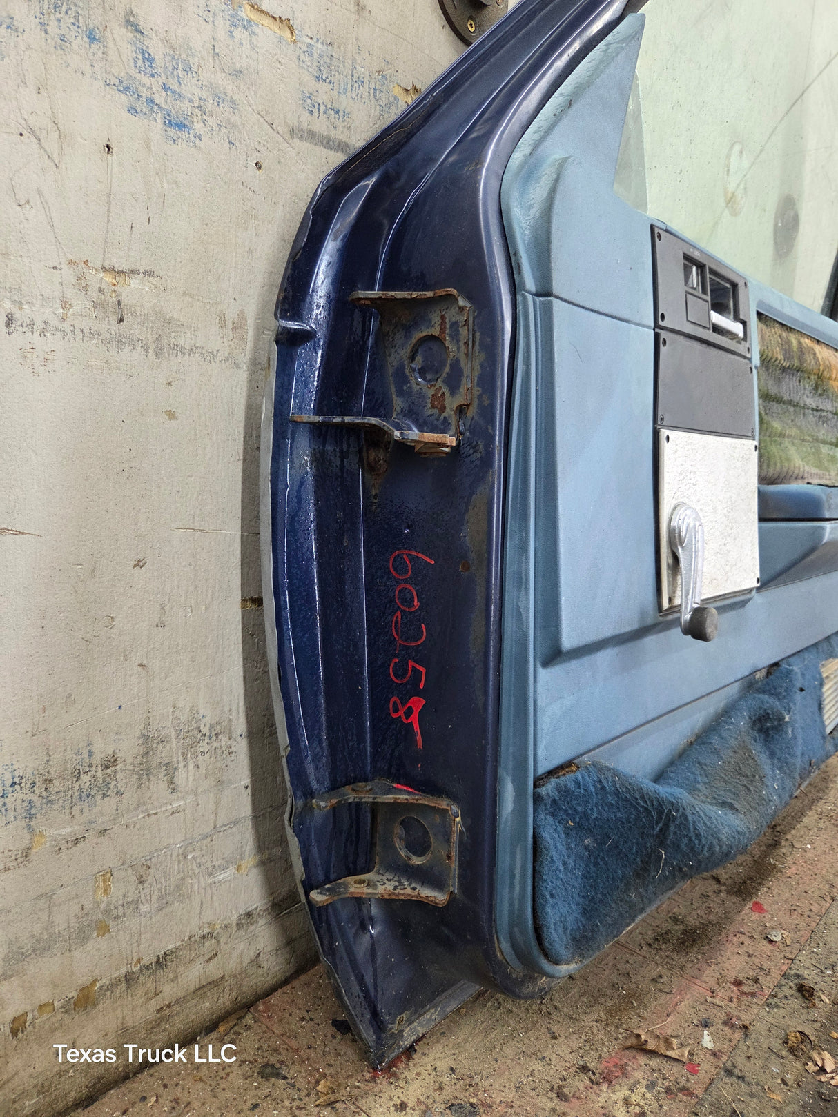 1982-1993 Chevrolet S10 /  GMC S15 Sonoma RH Passenger Side Front Door