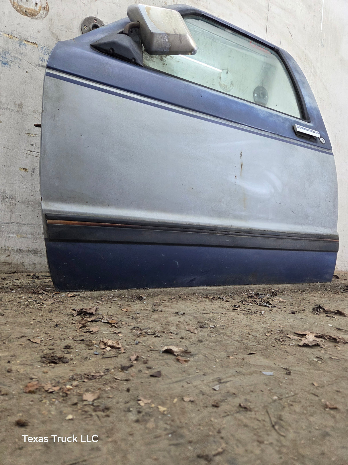 1982-1993 Chevrolet S10 /  GMC S15 Sonoma LH Driver Side Front Door