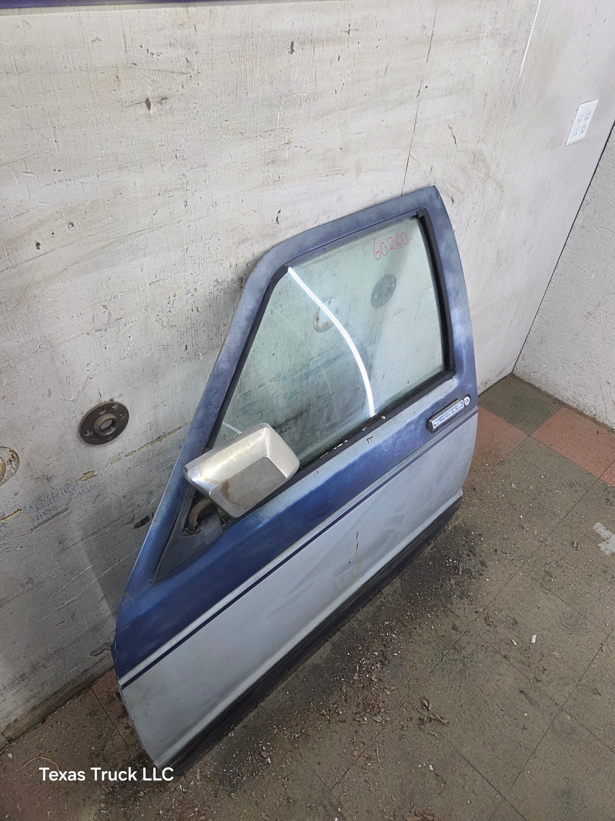 1982-1993 Chevrolet S10 /  GMC S15 Sonoma LH Driver Side Front Door