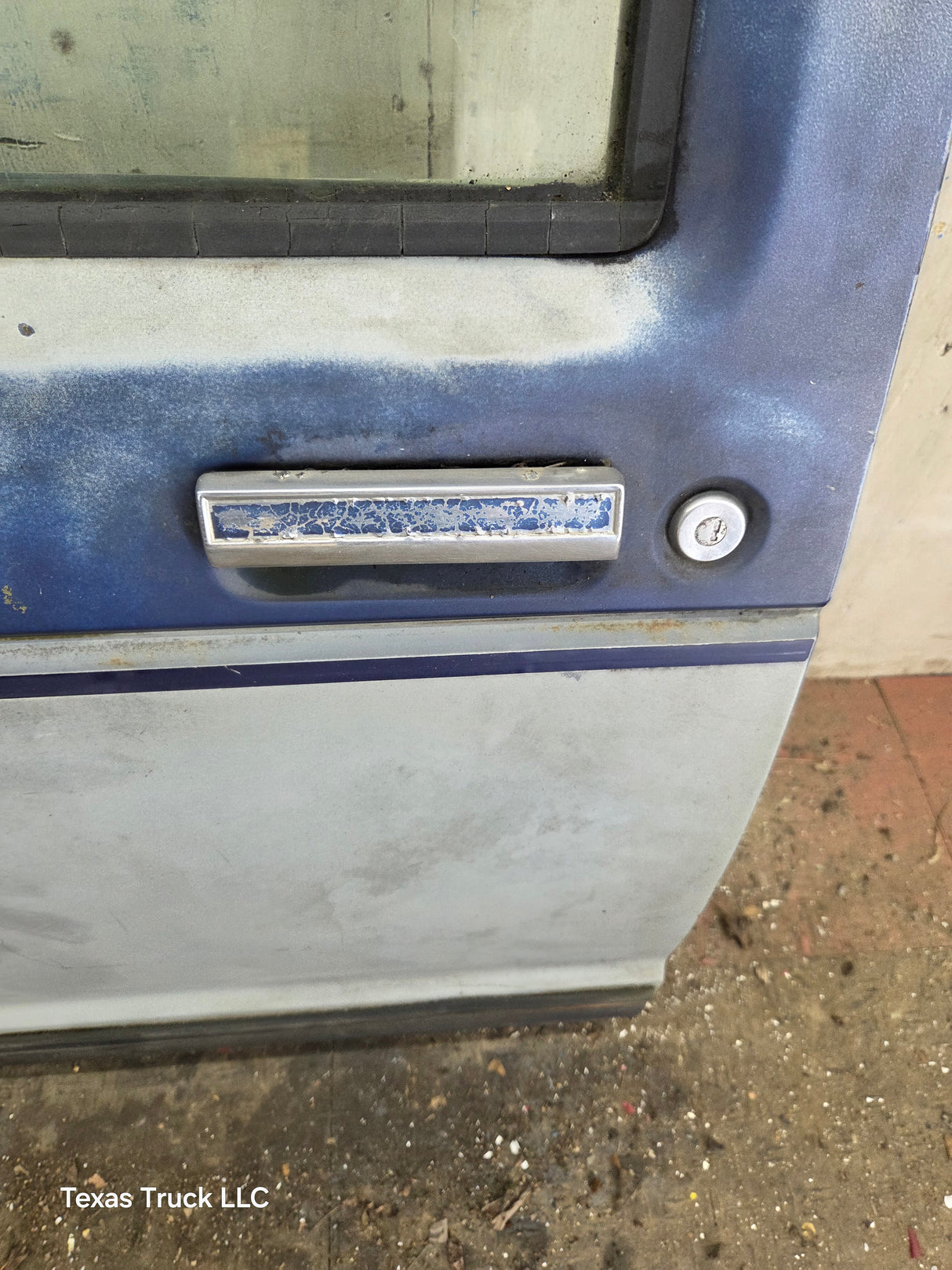 1982-1993 Chevrolet S10 /  GMC S15 Sonoma LH Driver Side Front Door