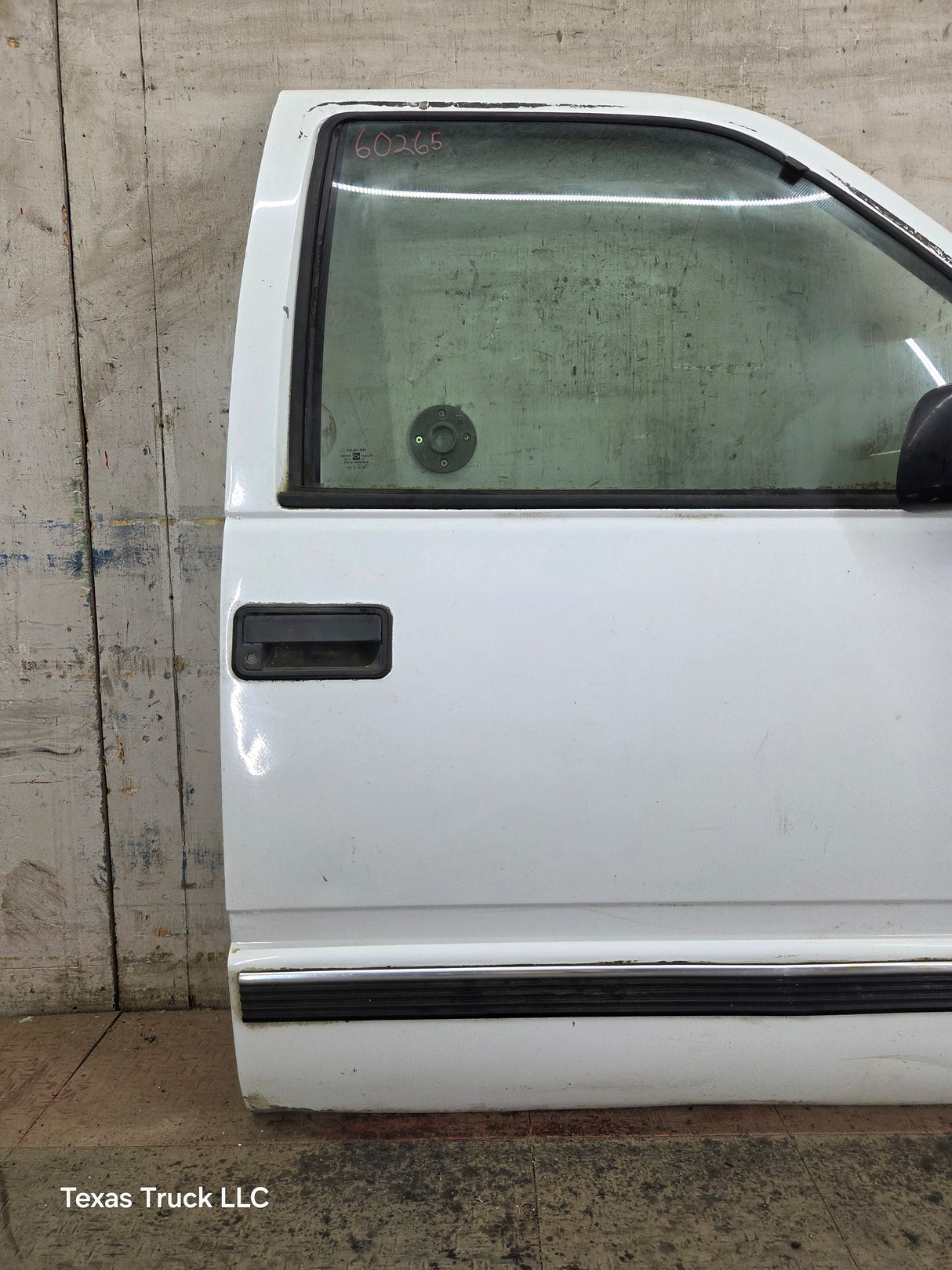 1988-2000 Chevrolet Silverado Suburban GMC Sierra RH Front Passenger Door