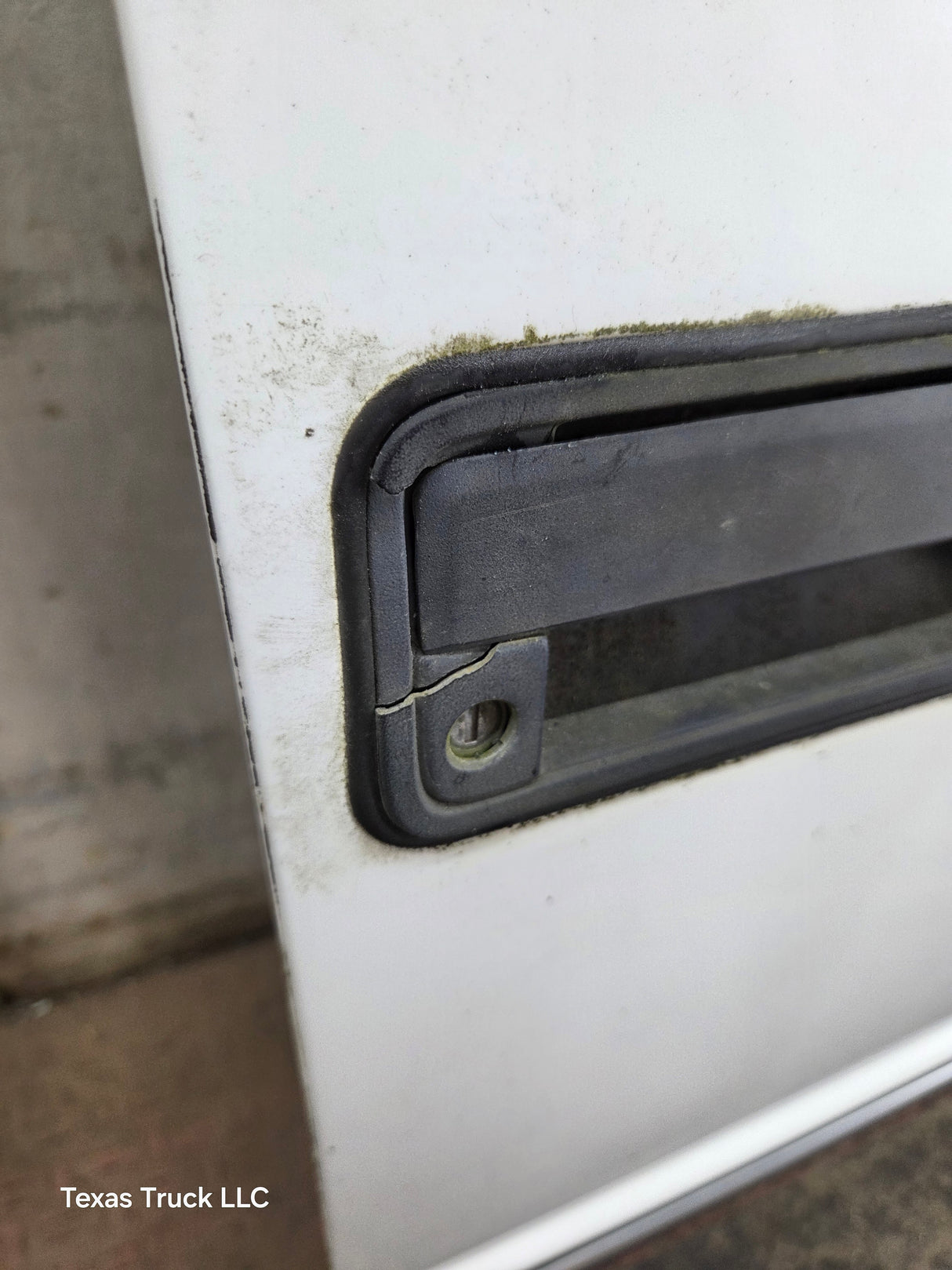 1988-2000 Chevrolet Silverado Suburban GMC Sierra RH Front Passenger Door