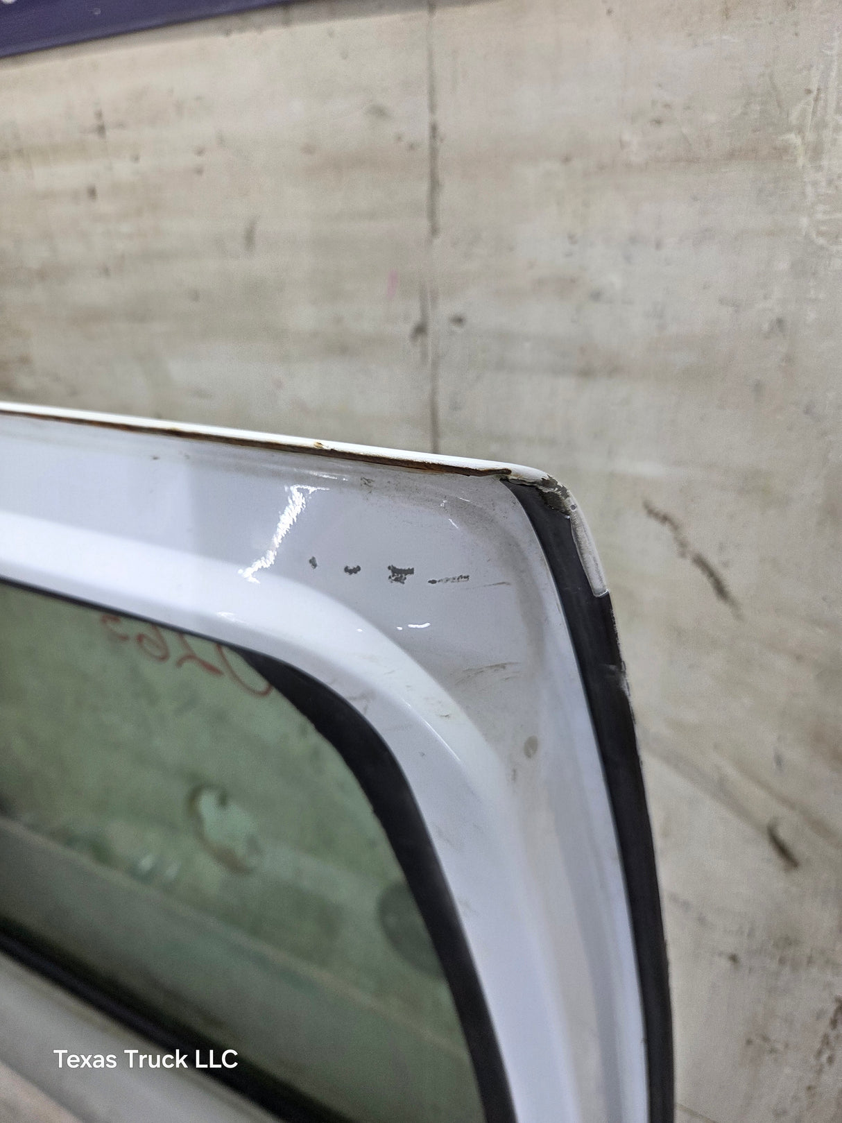 1988-2000 Chevrolet Silverado Suburban GMC Sierra RH Front Passenger Door