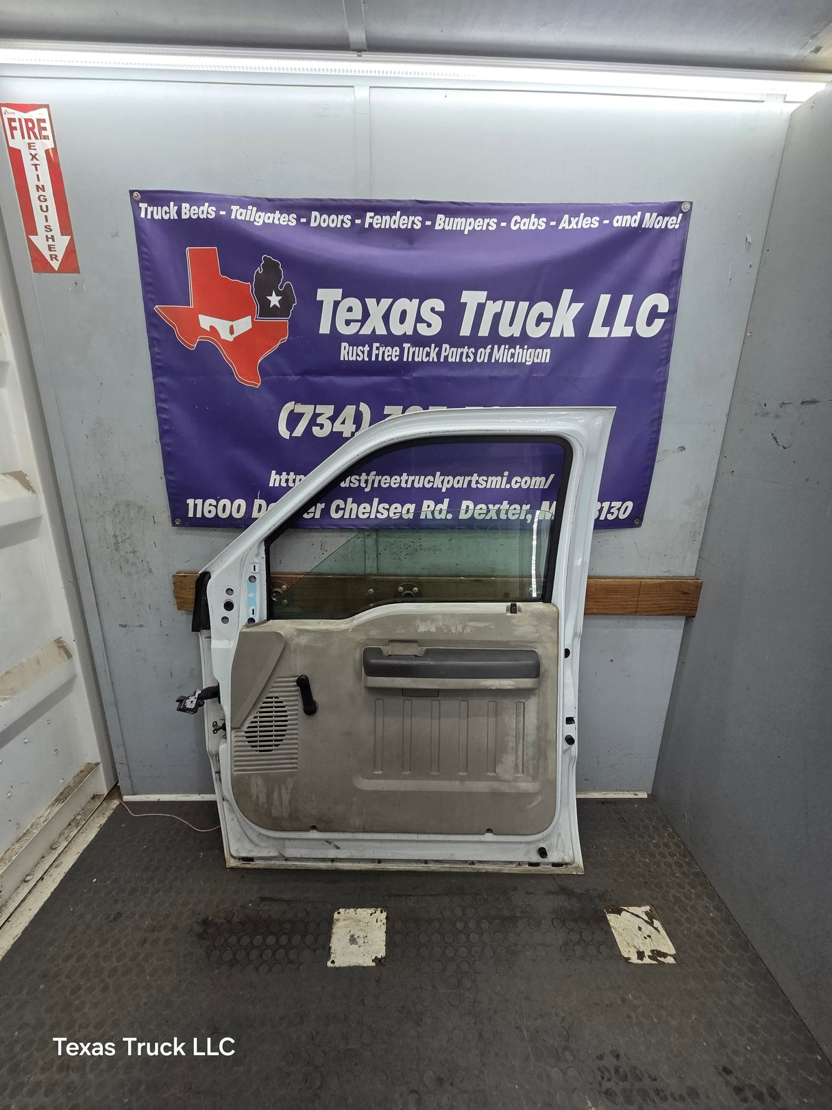 1999-2011 Ford Super Duty / Excursion Front Passenger RH Door F250 F350 F450 F550- Oxford White (Copy)