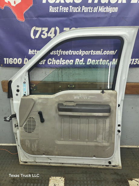 1999-2011 Ford Super Duty / Excursion Front Passenger RH Door F250 F350 F450 F550- Oxford White (Copy)