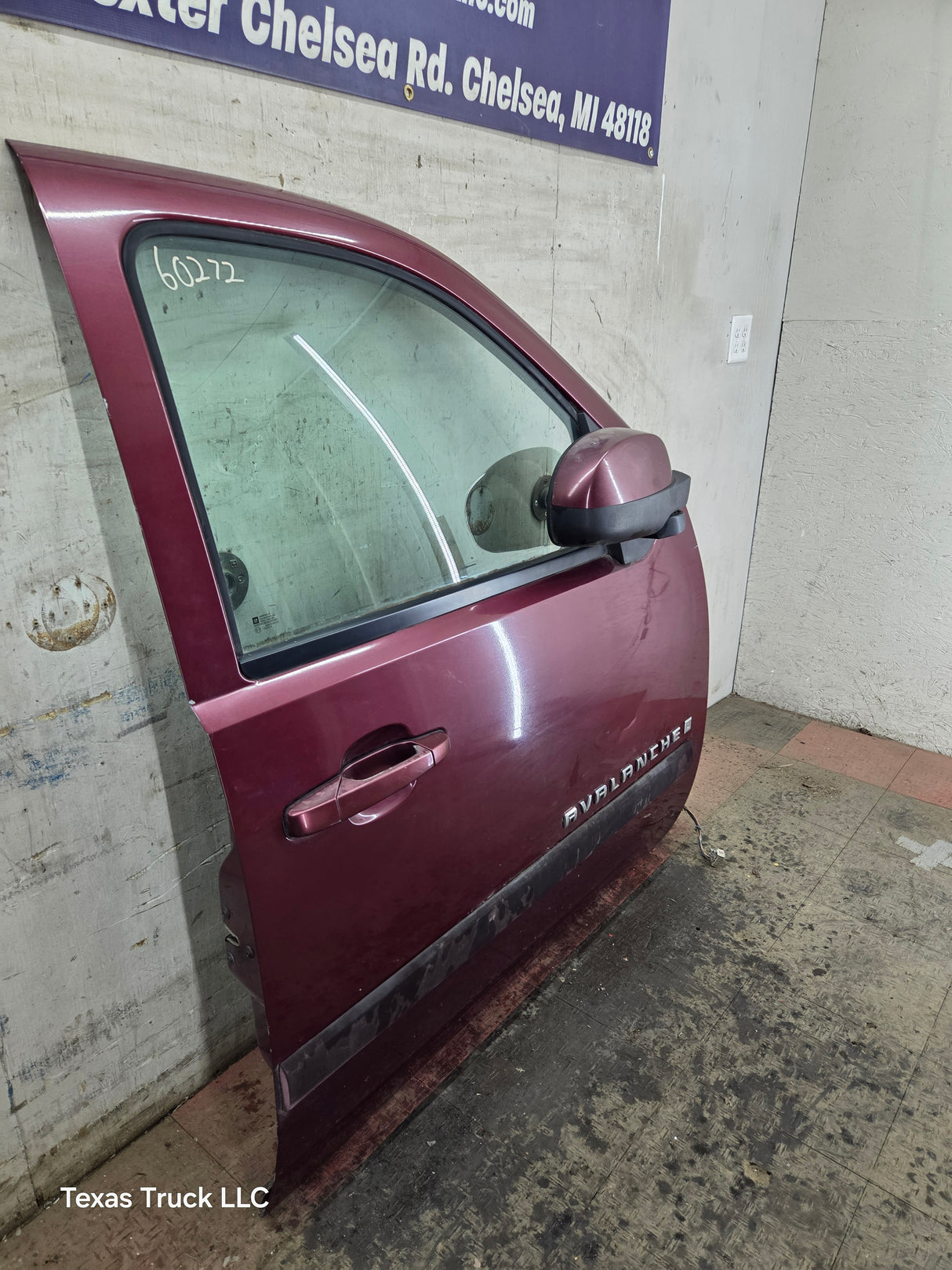 2007-2013 Chevrolet Silverado / GMC Sierra 1500 2500 3500 HD RH Front Passenger Side Door
