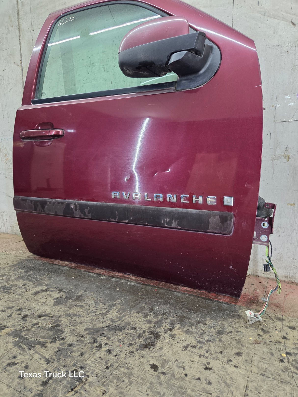 2007-2013 Chevrolet Silverado / GMC Sierra 1500 2500 3500 HD RH Front Passenger Side Door
