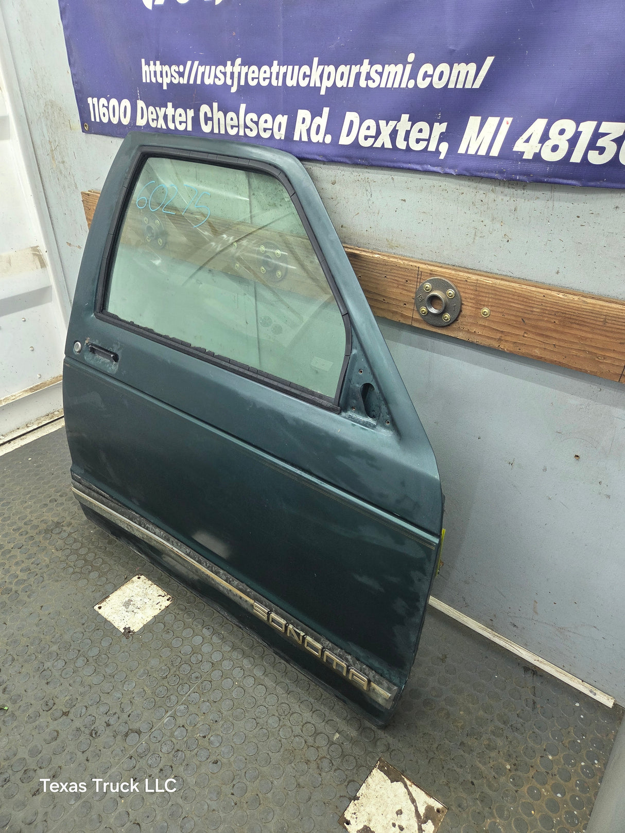 1982-1993 Chevrolet S10 /  GMC S15 Sonoma LH Driver Side Front Door