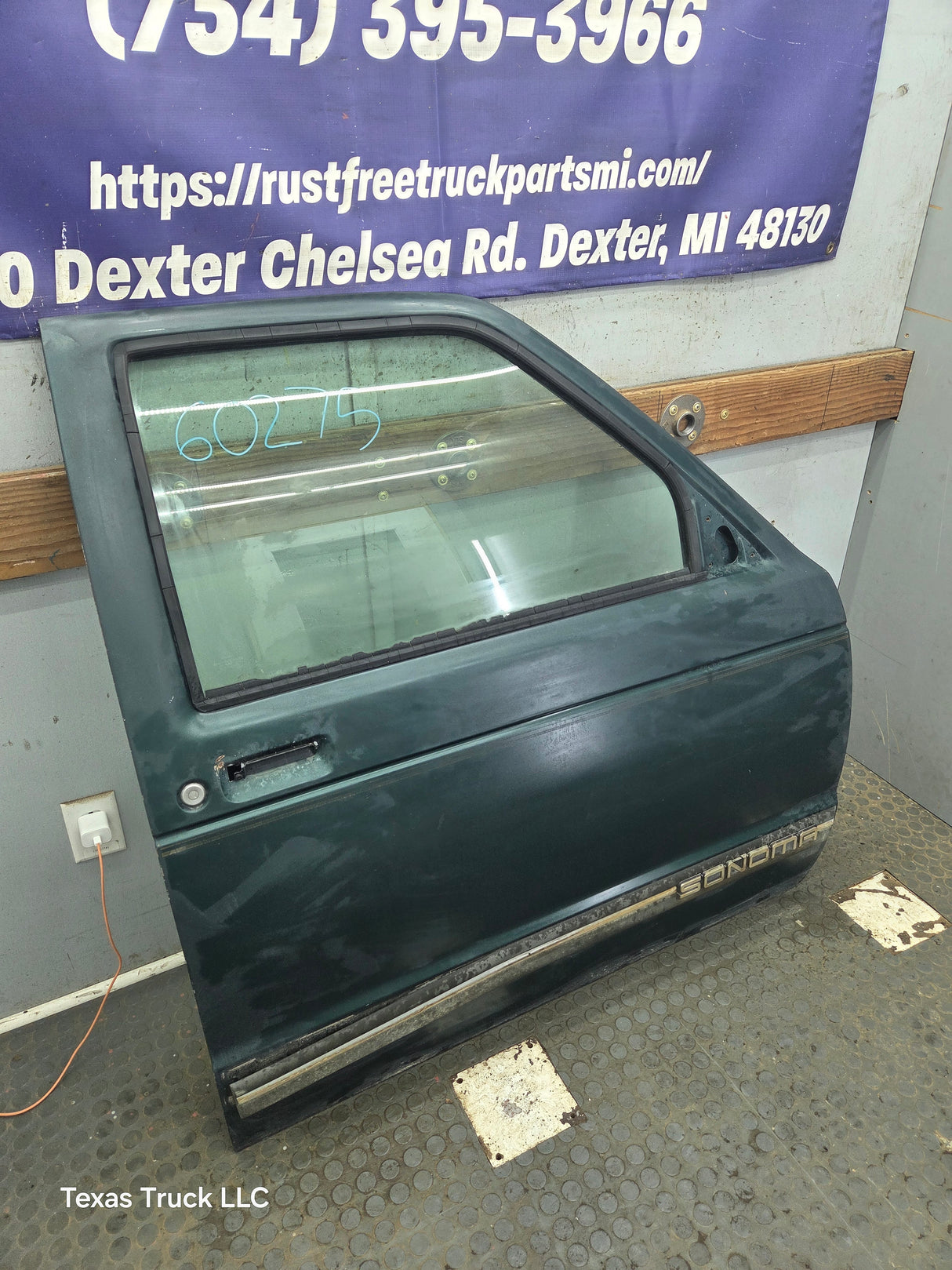 1982-1993 Chevrolet S10 /  GMC S15 Sonoma LH Driver Side Front Door