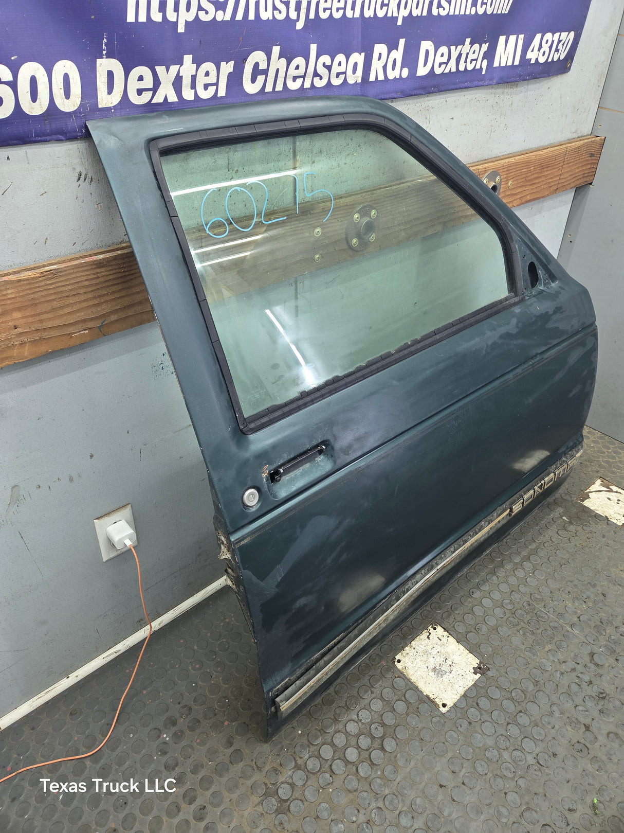 1982-1993 Chevrolet S10 /  GMC S15 Sonoma LH Driver Side Front Door