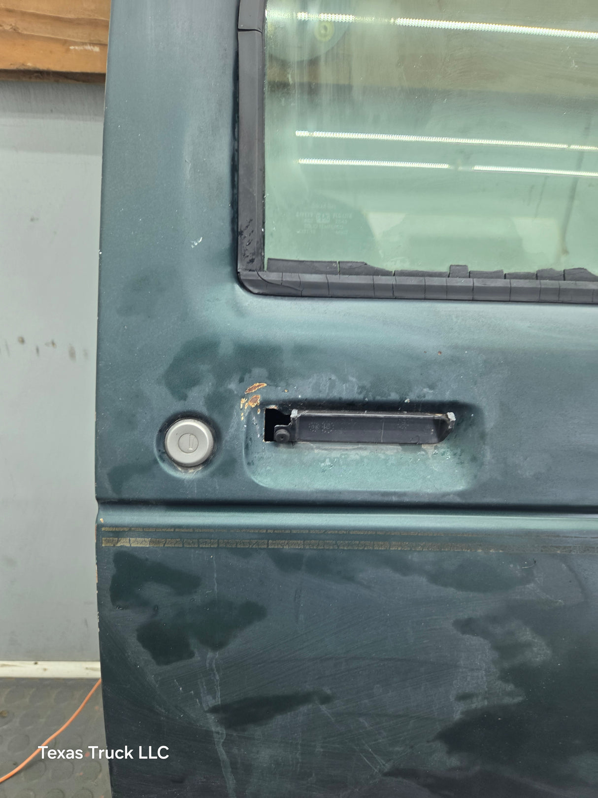 1982-1993 Chevrolet S10 /  GMC S15 Sonoma LH Driver Side Front Door