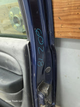 1999-2006 Chevrolet Silverado / GMC Sierra 1500 2500 3500 HD Front Passenger side Door RH