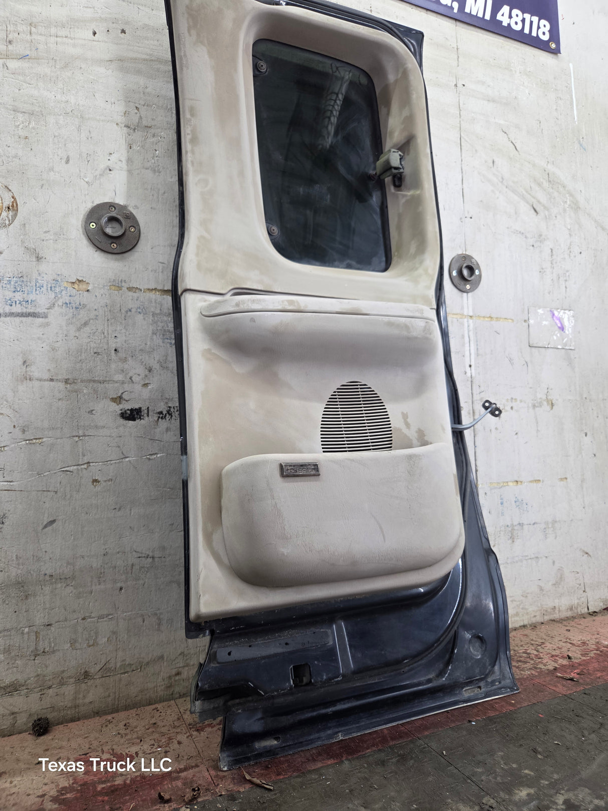 1997-2003 Ford F150 Passenger Side RH Rear Extended Cab Door