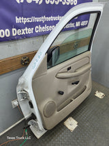 1999-2006 Chevrolet Silverado / GMC Sierra 1500 2500 3500 HD Front Passenger side Door RH