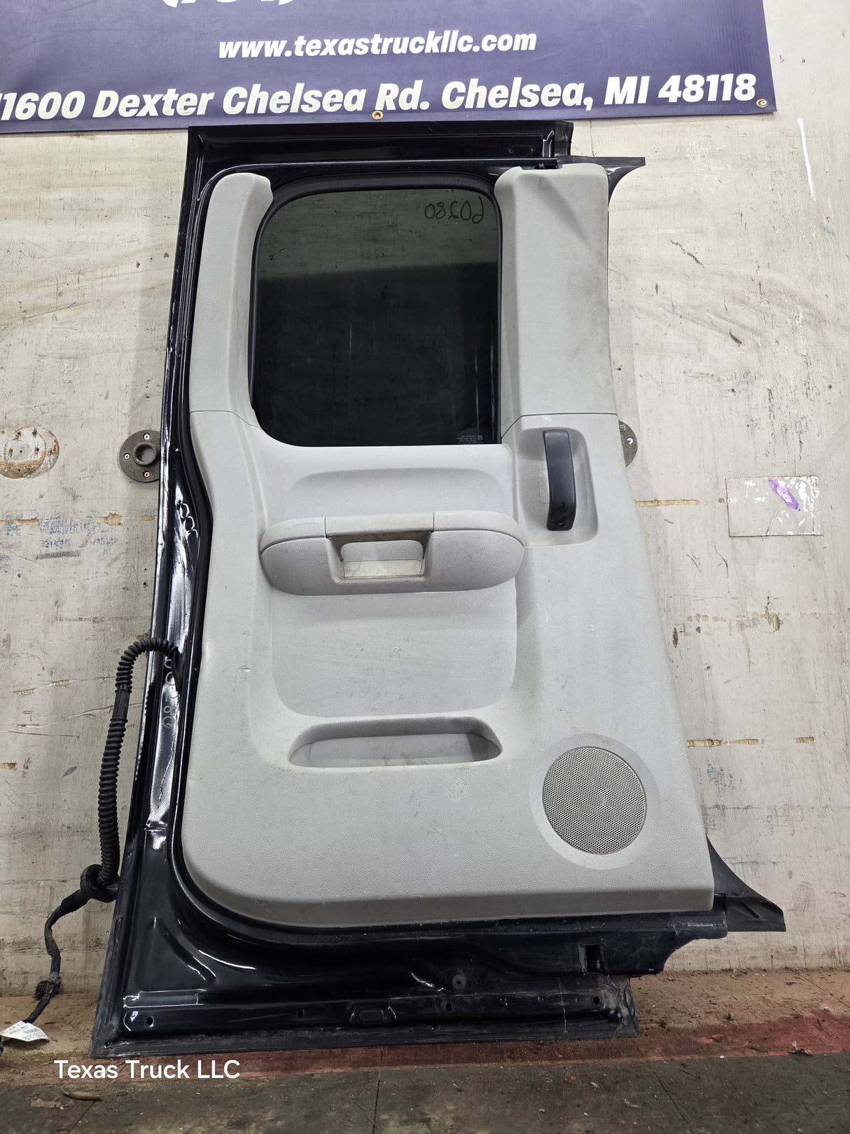 2007-2013 Chevrolet Silverado / GMC Sierra 1500 2500 3500 HD Driver Side Extended Cab LH Rear Door