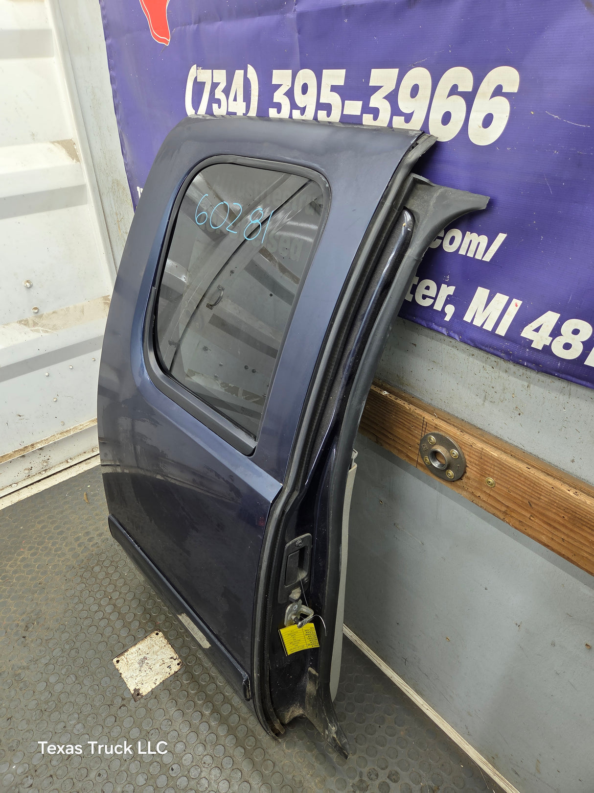 2007-2013 Chevrolet Silverado / GMC Sierra 1500 2500 3500 HD Passenger side Extended Cab RH Rear Door