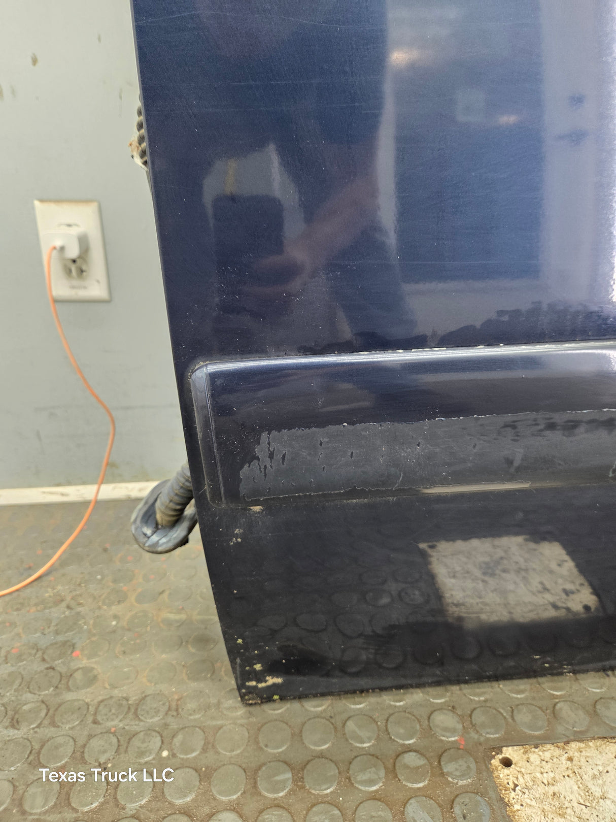 2007-2013 Chevrolet Silverado / GMC Sierra 1500 2500 3500 HD Passenger side Extended Cab RH Rear Door