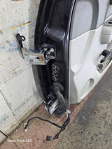 2007-2013 Chevrolet Silverado / GMC Sierra 1500 2500 3500 HD RH Front Passenger Side Door