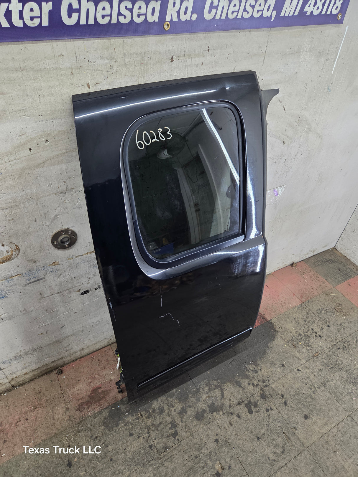 2007-2013 Chevrolet Silverado / GMC Sierra 1500 2500 3500 HD Passenger side Extended Cab RH Rear Door