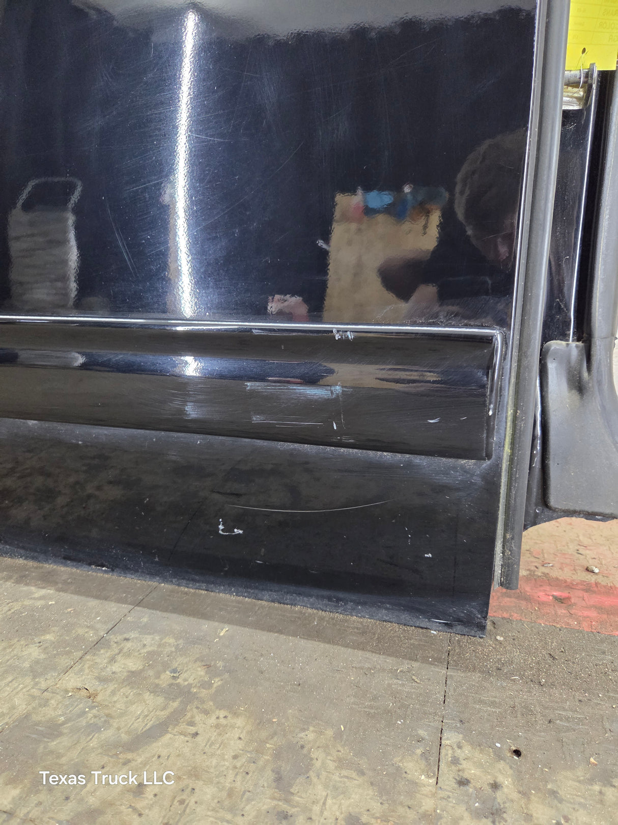 2007-2013 Chevrolet Silverado / GMC Sierra 1500 2500 3500 HD Passenger side Extended Cab RH Rear Door