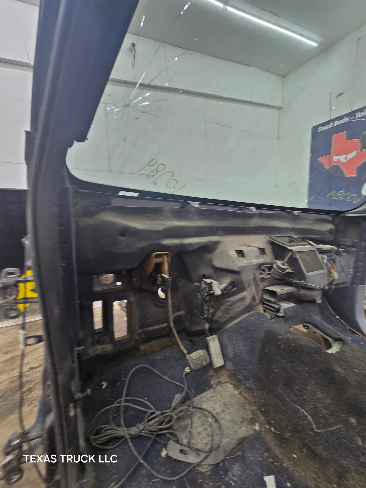 1999-2007 Ford Super Duty Extended Cab F250 F350 F450 F550