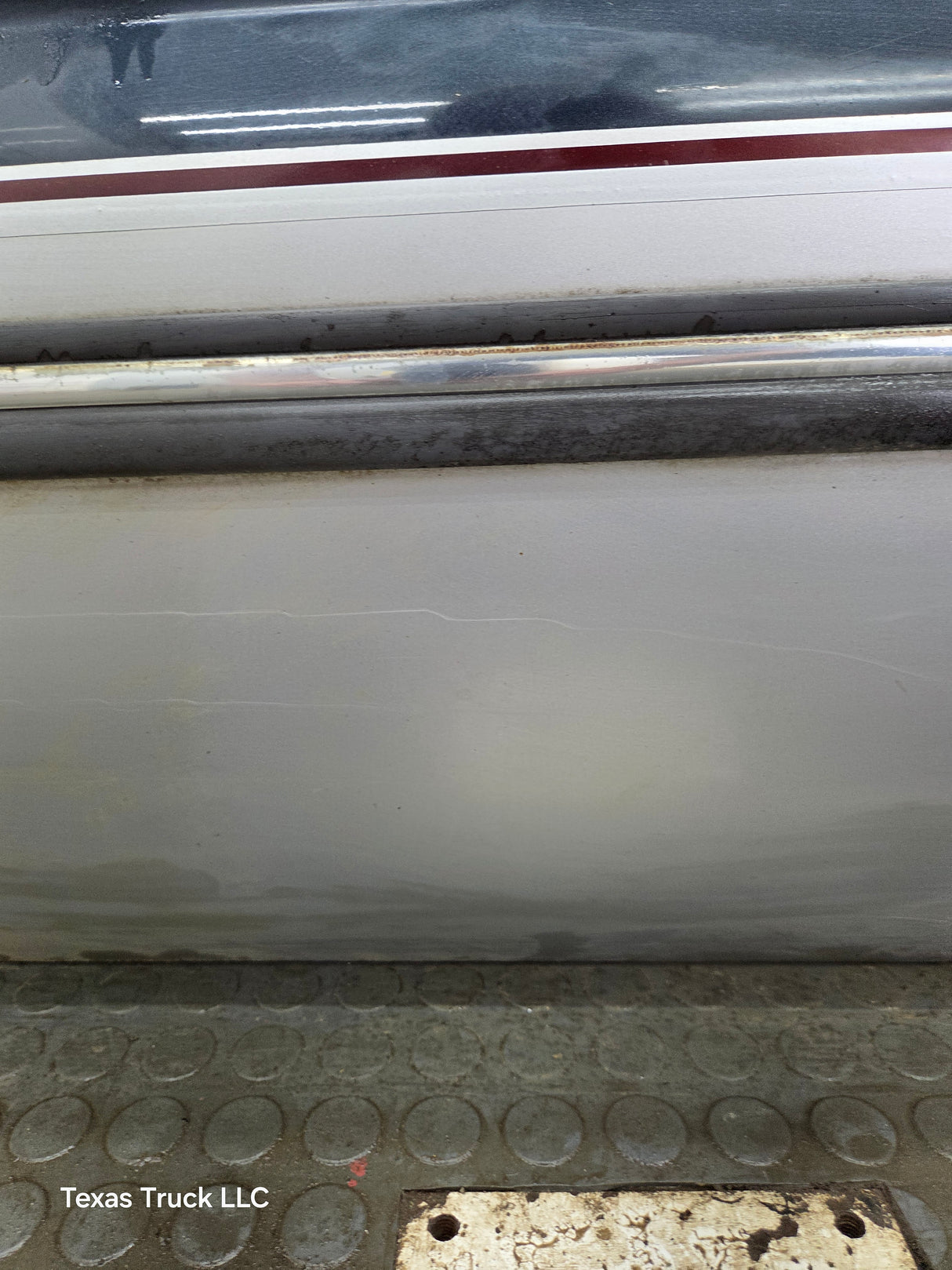1999-2011 Ford Super Duty LH Driver Side Front Door F250 F350 F450 F550