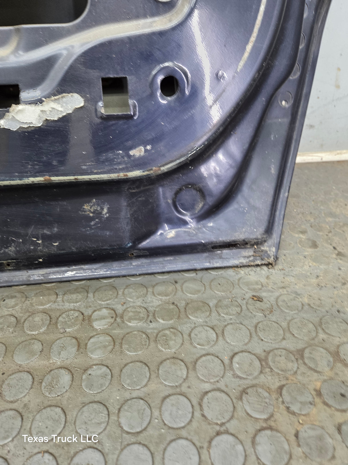 1999-2011 Ford Super Duty LH Driver Side Front Door F250 F350 F450 F550