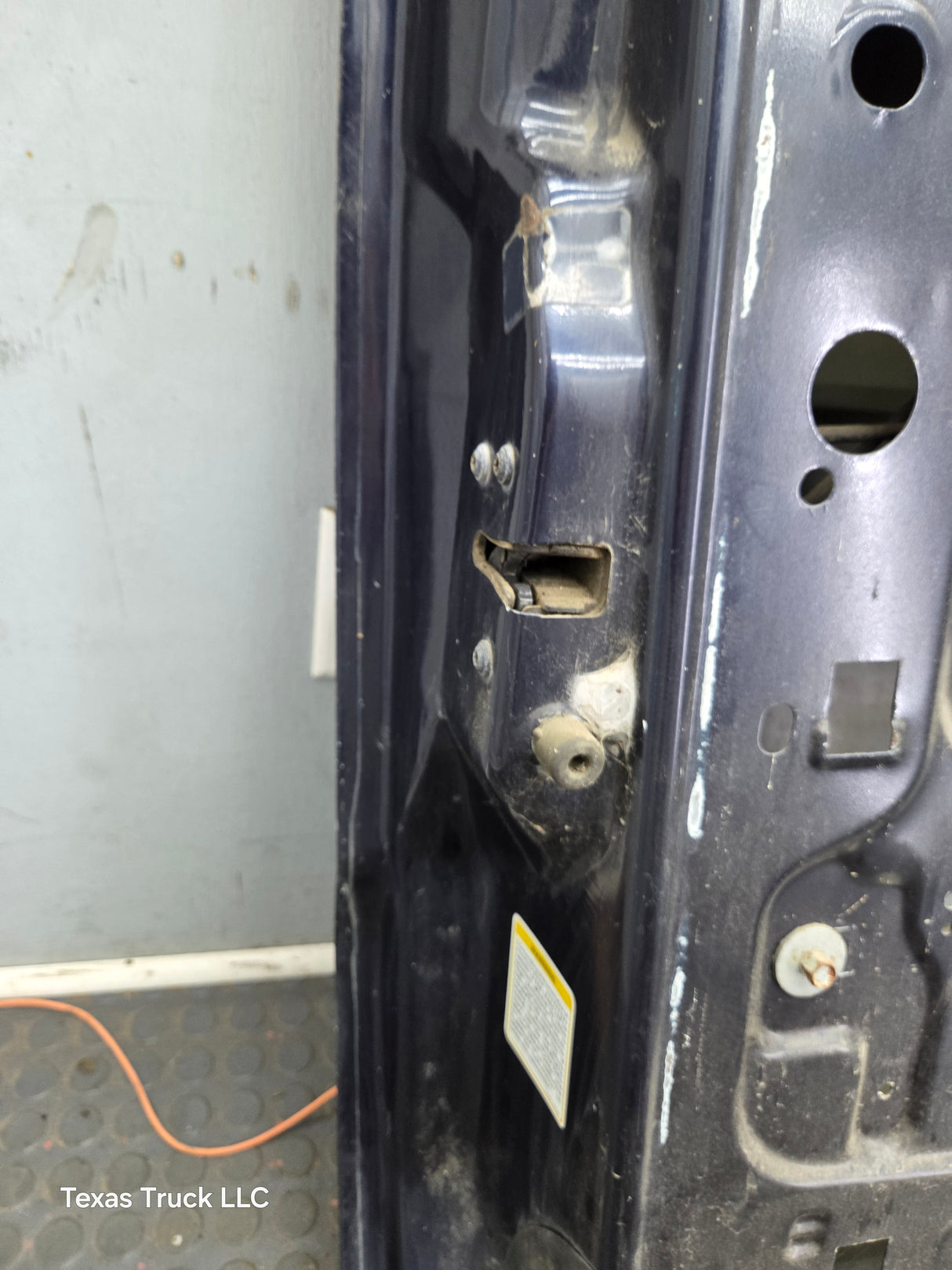 1999-2011 Ford Super Duty LH Driver Side Front Door F250 F350 F450 F550