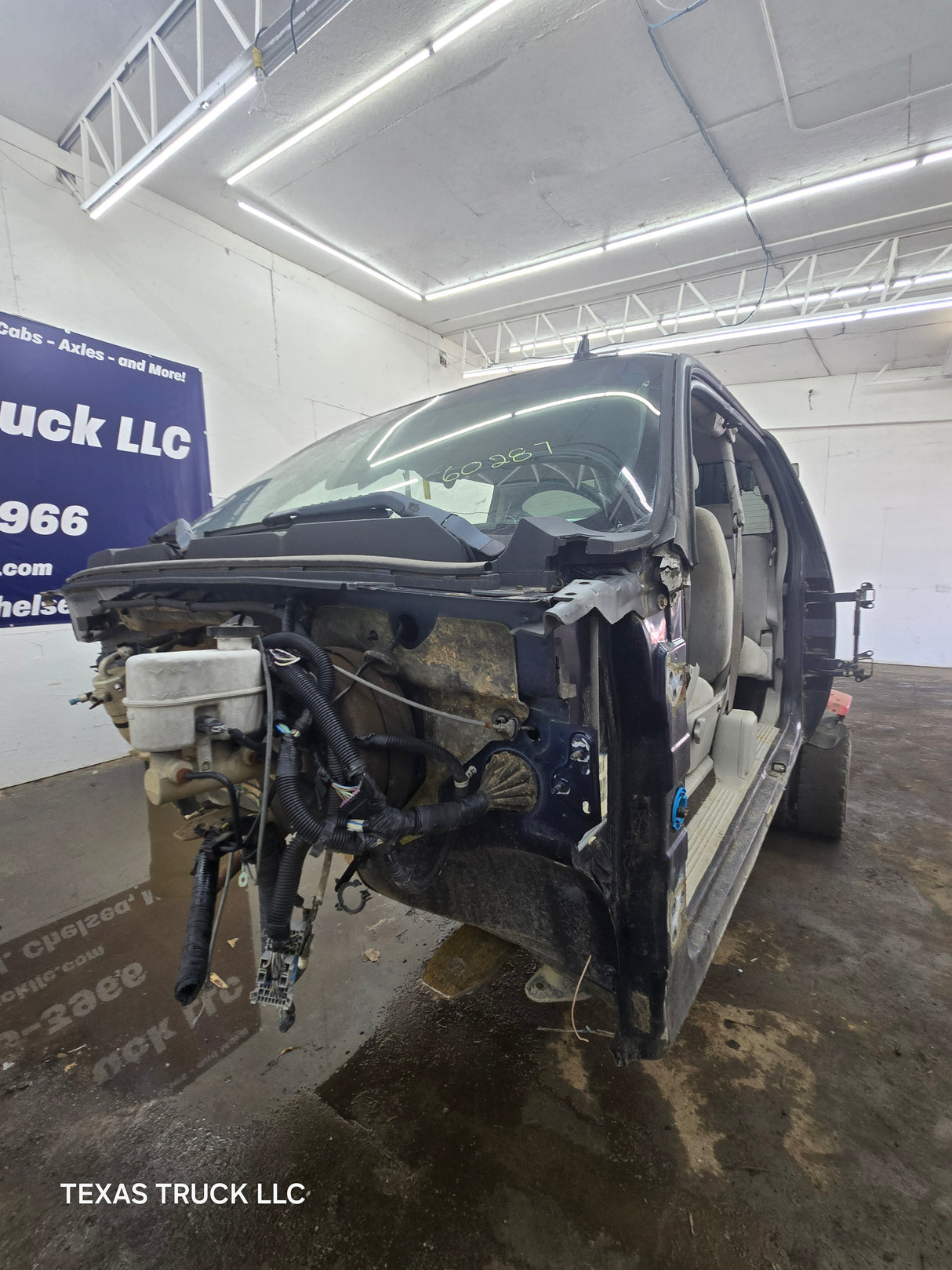 2007-2013 Chevrolet Silverado / GMC Sierra 1500 2500 3500 HD Extended Cab