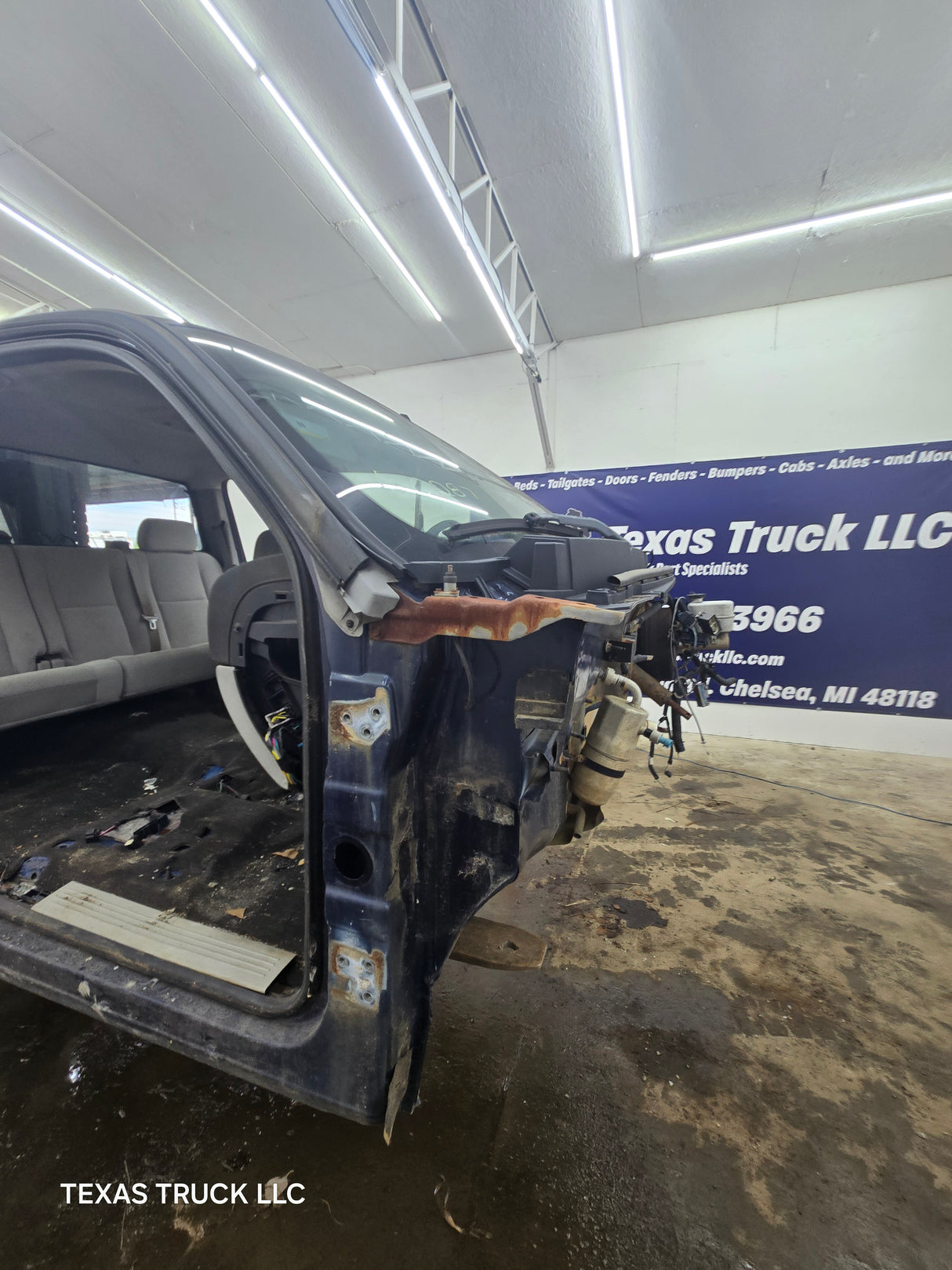 2007-2013 Chevrolet Silverado / GMC Sierra 1500 2500 3500 HD Extended Cab